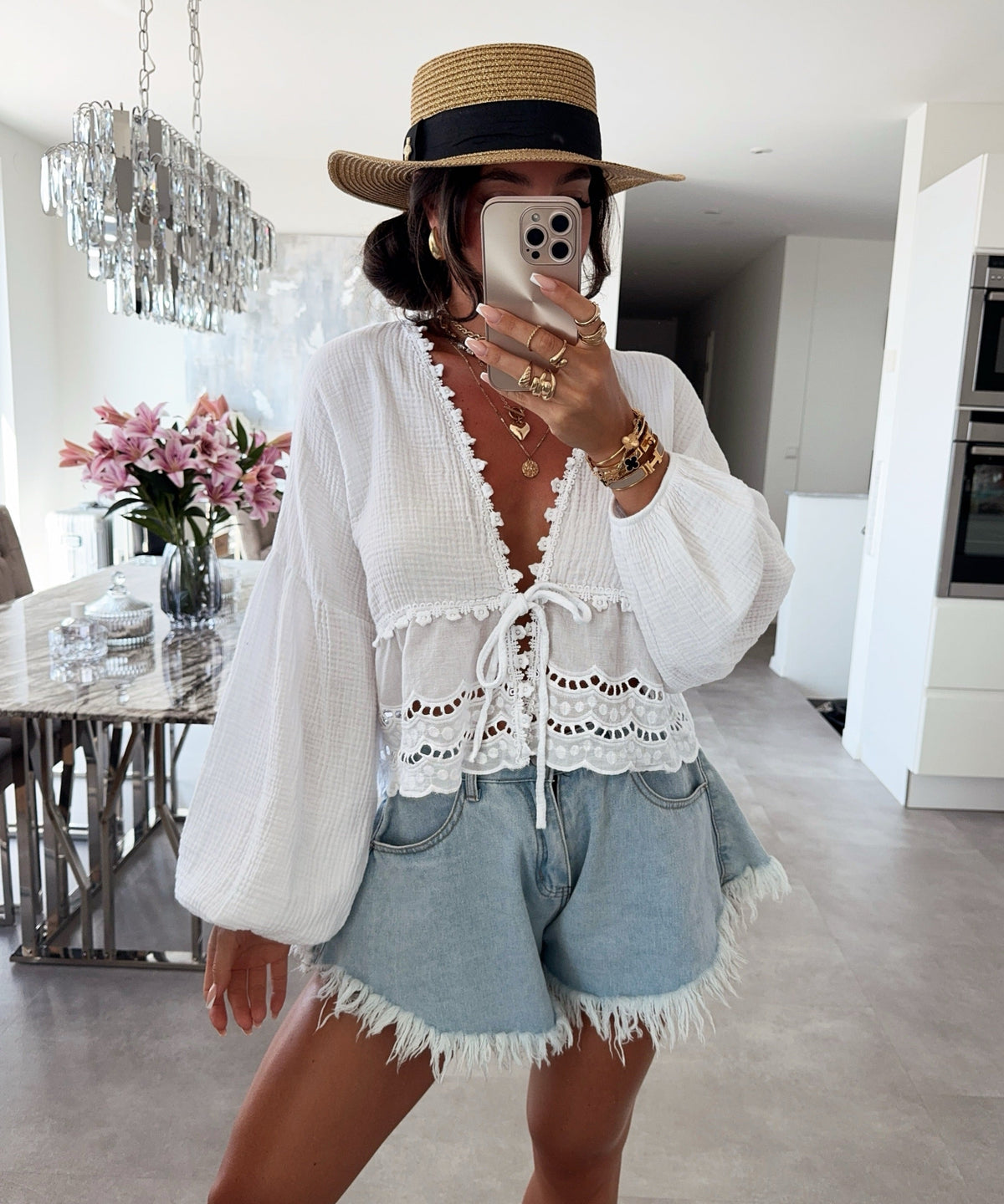 Blusa de muselina Rena – Blanco, ligera y elegante