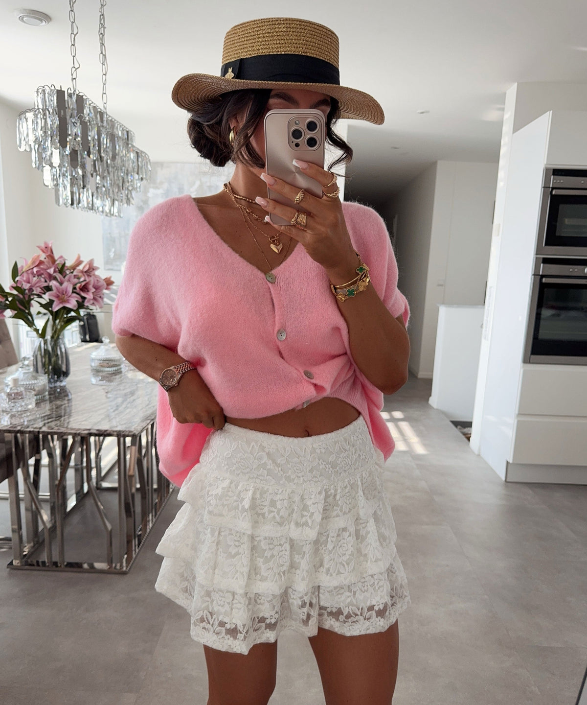 Falda-pantalón blanca con encaje fino