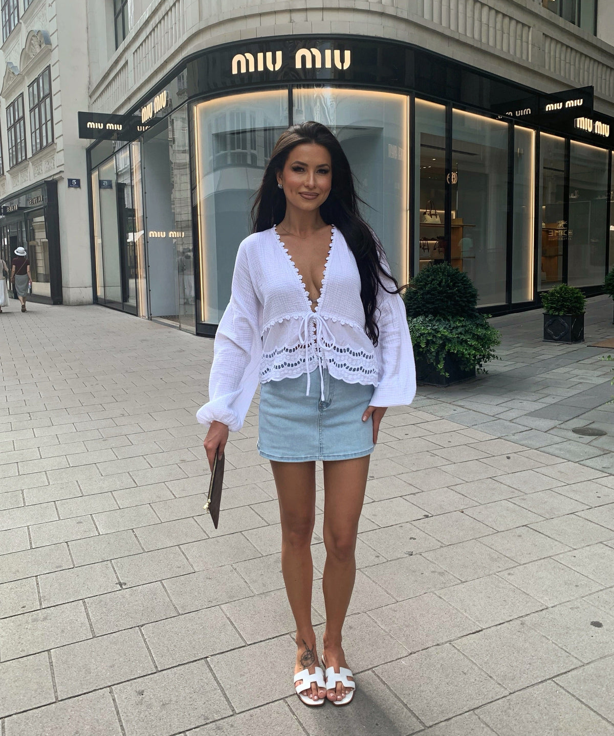 Blusa de muselina Rena – Blanco, ligera y elegante