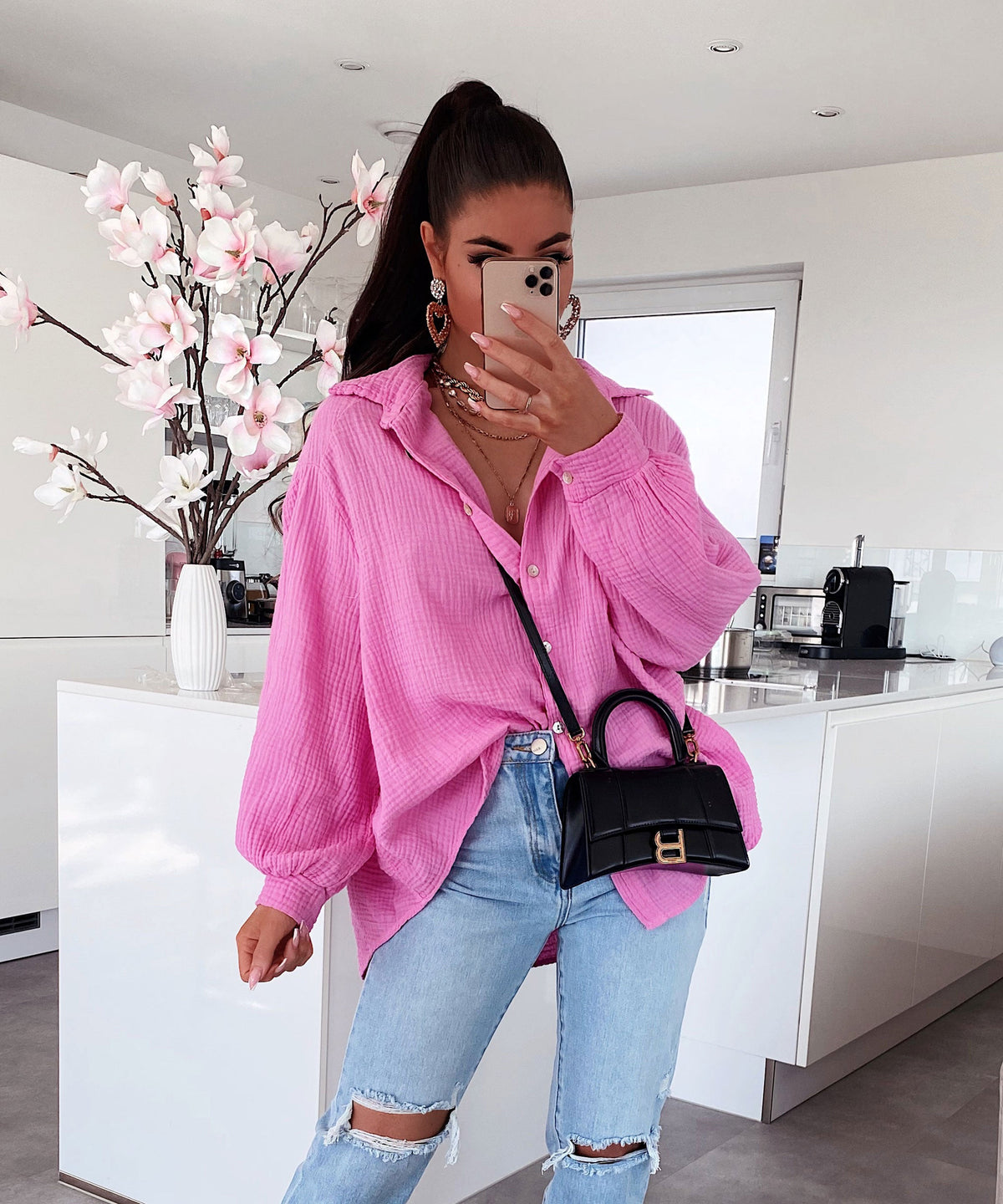 Blusa oversize de muselina Freya – rosa claro, de manga corta, ligera y cómoda