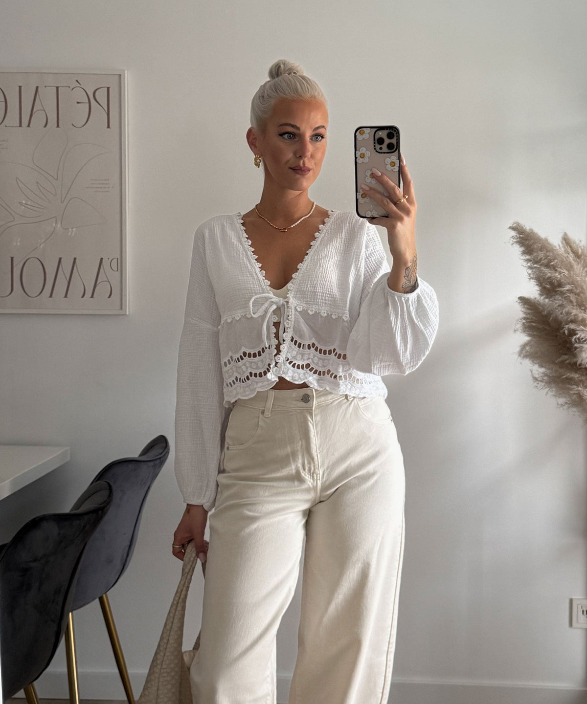 Blusa de muselina Rena – Blanco, ligera y elegante